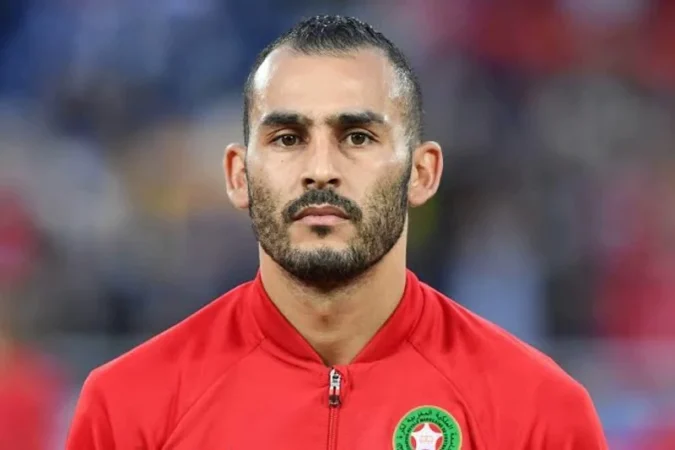 خالد بوطيب يعلن اعتزاله كرة القدم بعد مسيرة حافلة مع الأندية والمنتخب المغربي