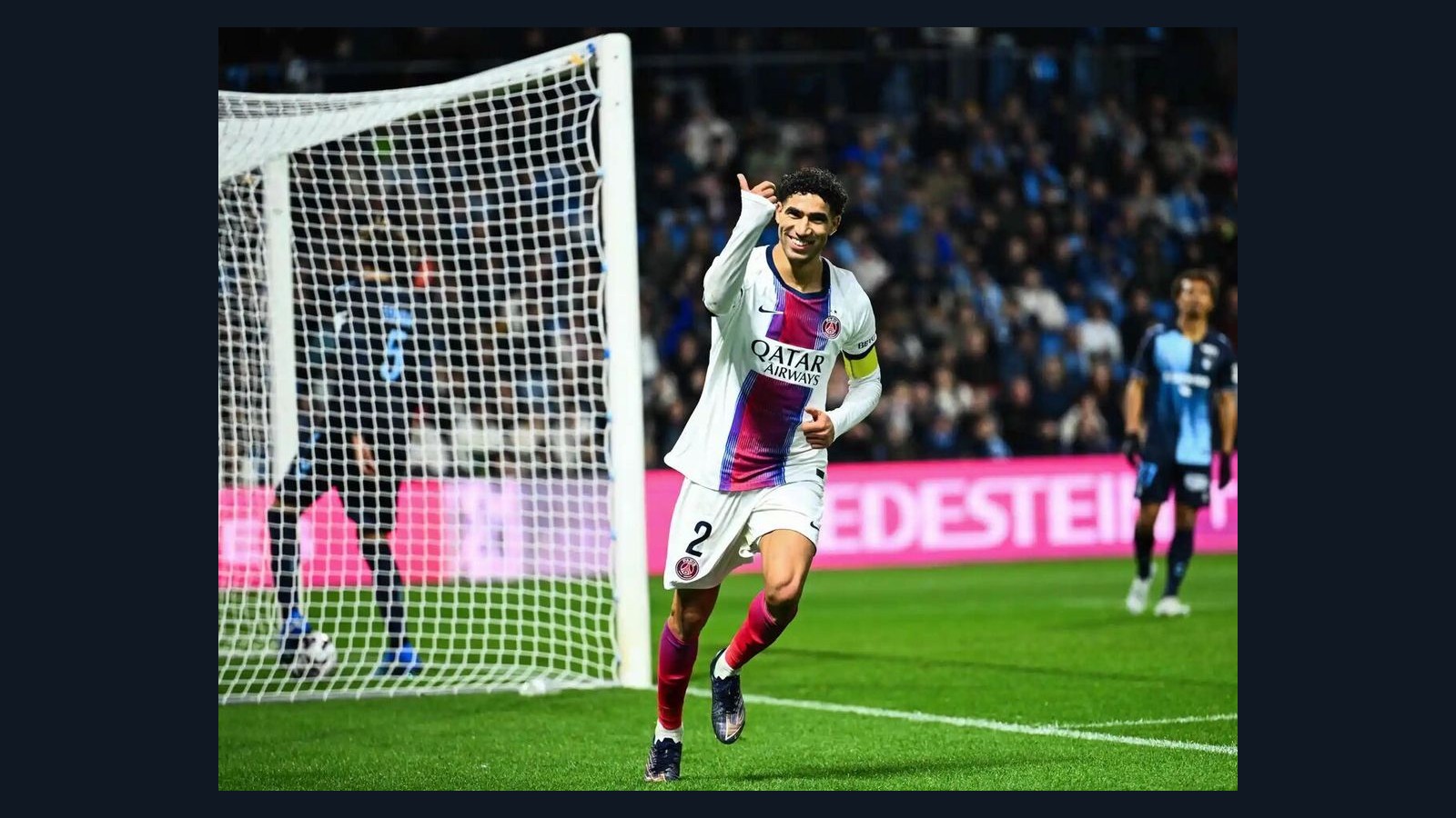 تألق مغاربي في الدوري الفرنسي: هاتريك تاريخي لحكيمي وهدف لعمورة