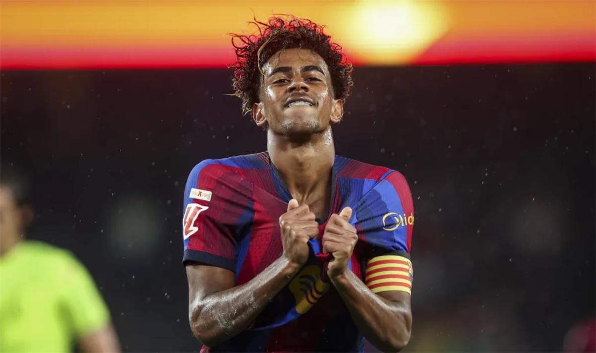 لامين يامال: حان دور برشلونة لرفع كأس دوري أبطال أوروبا