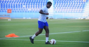 سعيدو كيبو يواصل التأهيل في غزل المحلة بعد إصابة العضلة الضامة أمام الزمالك