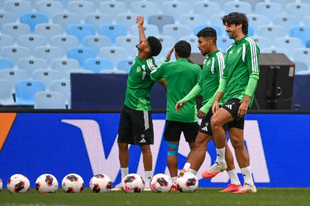 الأهلي ما بين نسختي «القارات»... أضعف أم أكثر قوة؟