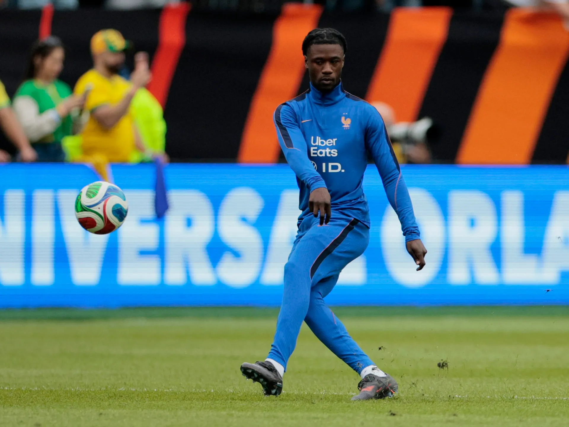 كامافينغا: استبعادي من كأس العالم 2026 أثّر فيّ.. والاستمرارية ما ينقصني مع ريال مدريد