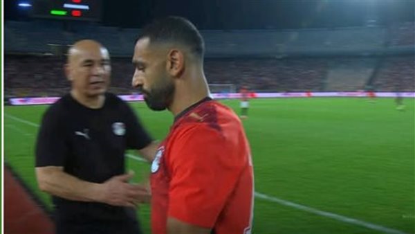 حسام حسن يوضح سبب استبدال محمد صلاح أمام أنجولا: لم يكن مصابًا