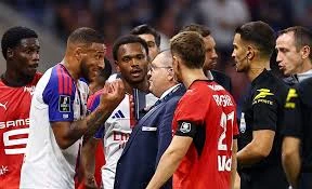 ليون يقفز إلى وصافة الدوري الفرنسي برباعية نظيفة أمام رين