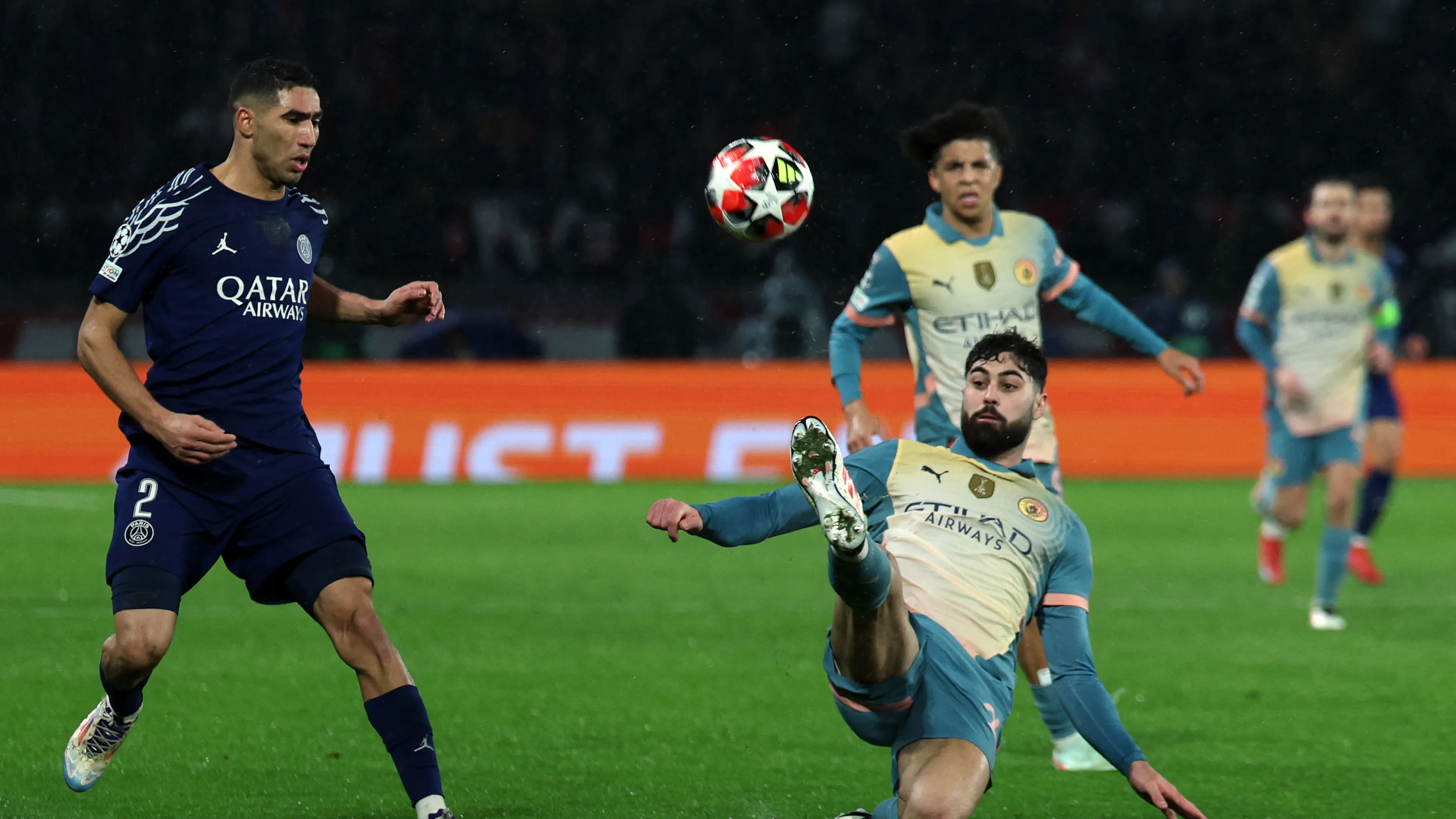 مانشستر سيتي وباريس سان جيرمان.. مواجهة بين سلسلتين في دوري الأبطال