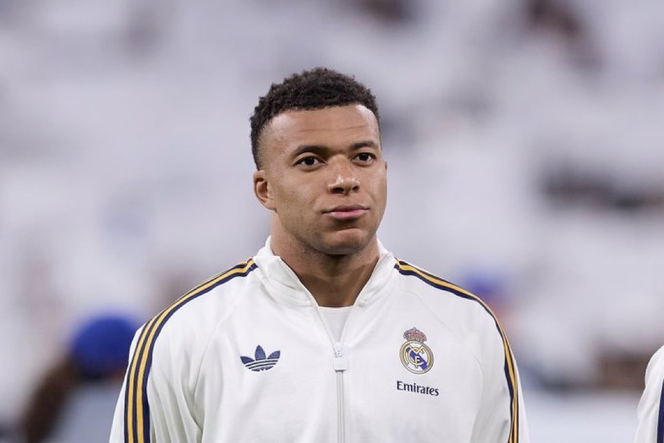 مبابي يترقب الجاهزية قبل مواجهة ريال مدريد وفياريال في الدوري الإسباني