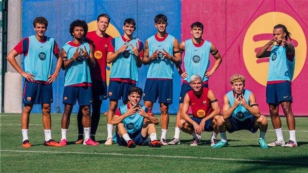 ظهور حمزة عبد الكريم.. برشلونة يتوجه إلى إشبيلية استعدادًا لمباراة الليلة في الدوري الإسباني