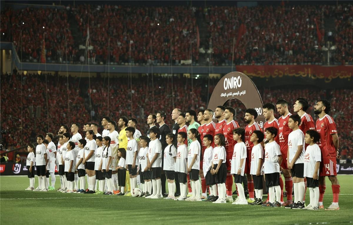 تقارير: لجنة الحكام تستبعد الطاقم الإسباني من خيارات قمة الأهلي والزمالك