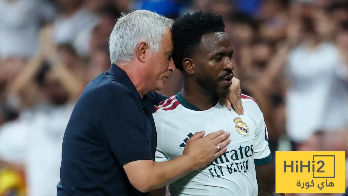 تقارير غرفة ملابس ريال مدريد تفتح باب الجدل حول مورينيو وفينيسيوس