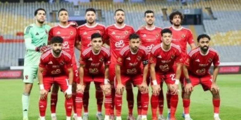 الأهلي يبدأ معسكره المغلق استعدادًا لقمة الزمالك في الدوري المصري