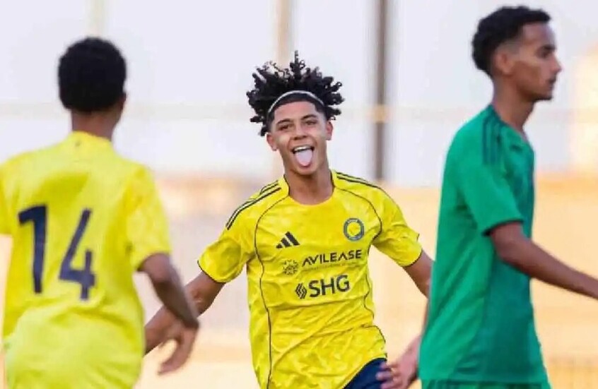 فيديو متداول لكريستيانو جونيور وهو يتحدث بالعربية يثير تفاعلًا