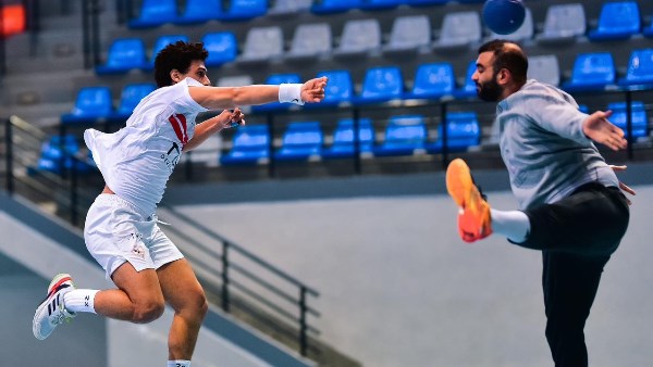 الزمالك يهزم بينيروس 28-27 ويتأهل لمباراة برونزية في مونديال اليد