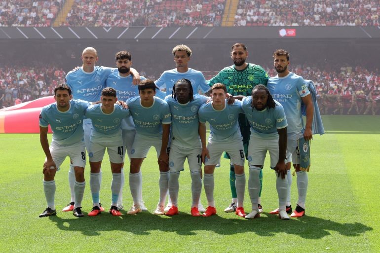 Soccer Football - FA Community Shield - Arsenal v Manchester City - Principality Stadium, Cardiff, Wales, Britain - August 16, 2026 Manchester City players pose for a team group photo before the match REUTERS/Chris Radburn — صورة أرشيفية — aljazeera.net